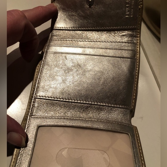 Gorgeous Furla gold patent leather handbag, cosmetics case and wallet set - Picture 11 of 12